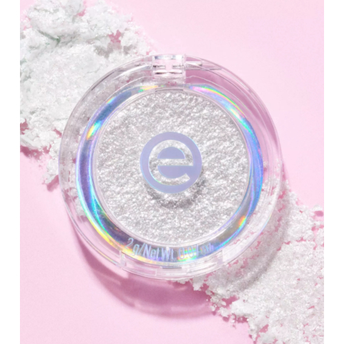 essence - Monochrome eyeshadow Mono - 01: Frosted Shine