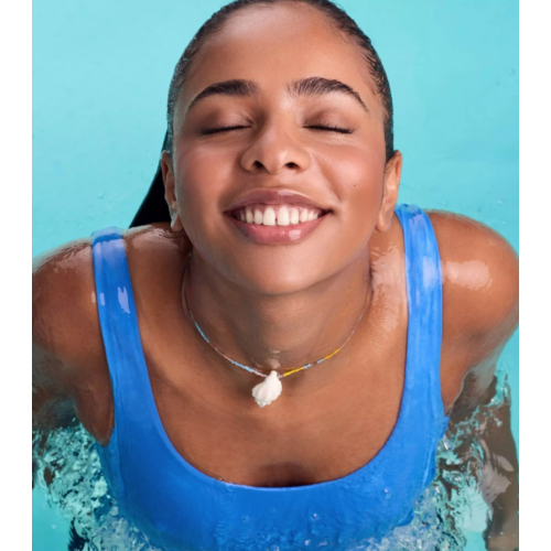 essence - *The Little Mermaid* - Biphasic Lip Oil - 02: Swim Towards Your Dreams