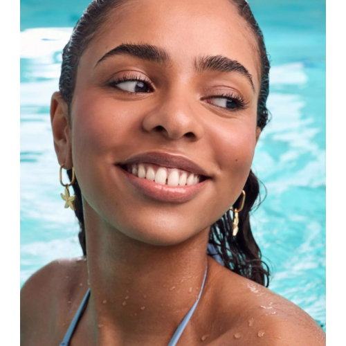 essence - *The Little Mermaid* - Peptide Lip Gloss - 02: Seaside Romance