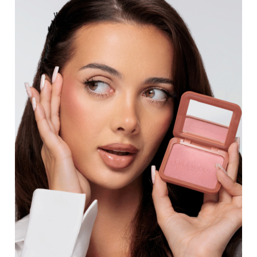 Everybody London - *Back to the Office* - Powder Blush Baked Blush - Dusty Pink