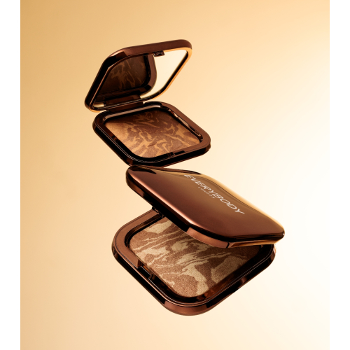 Everybody London - *Soleil Club* - Illuminating Powder Bronzer - Golden Hour