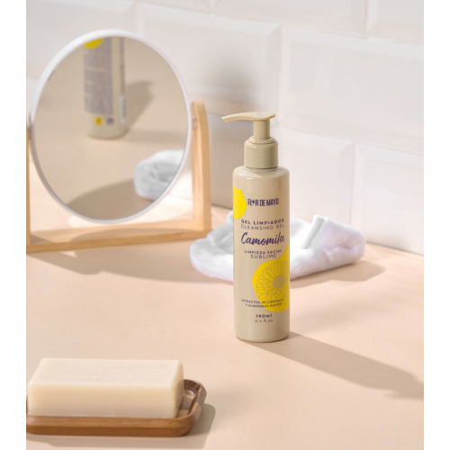 Flor de Mayo - Sublime Chamomile Facial Cleansing Gel