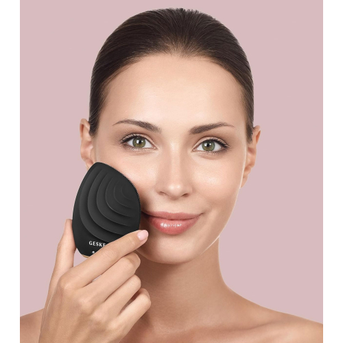 GESKE - Sonic 5-in-1 Facial Cleansing and Massager Brush - Black Gold