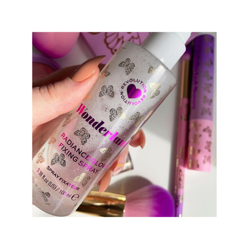 I Heart Revolution - *Butterfly* - Makeup Setting Spray Wonderland Radiance Glow