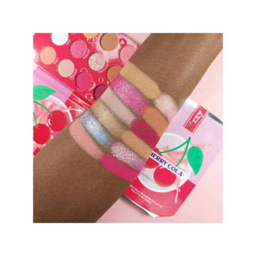 I Heart Revolution - *Spritz* - Eyeshadow Palette Cherry Cola