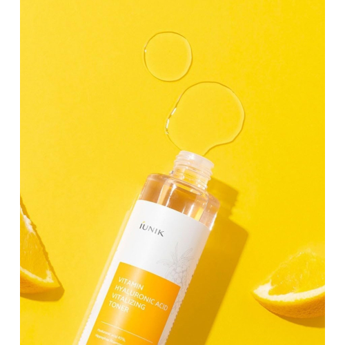 iUNIK - Hydrating Gel Toner Vitamin Hyaluronic Acid Vitalizing