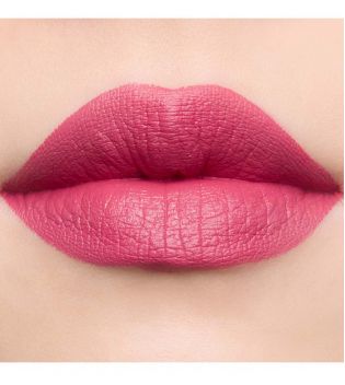 Jeffree Star Cosmetics -  Velour Liquid Lipstick - Jeffree Who?