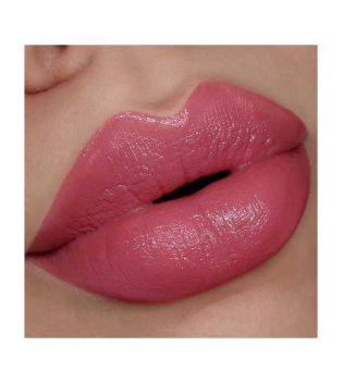 L.A. Girl - Pretty & Plump Lipstick - First Love