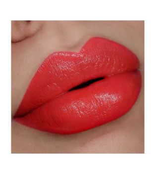 L.A. Girl - Pretty & Plump Lipstick - Juicy Peach
