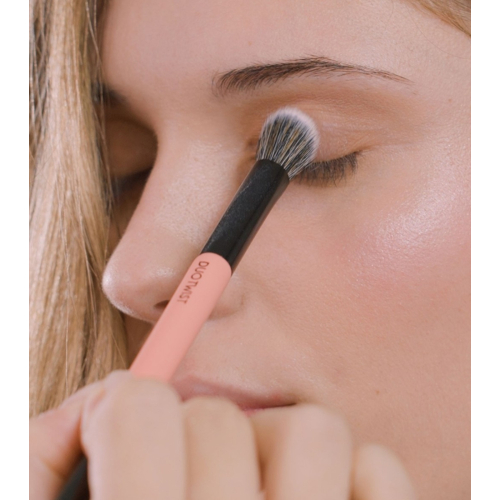 Maiko - *Duo Twist* - Double-ended eye brush - DT6