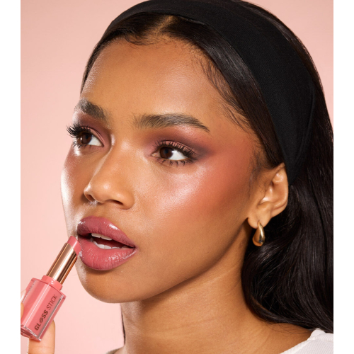 Makeup Revolution - Lipstick Pout Lip Gloss Stick - Sweet Rose
