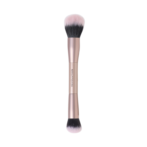 Makeup Revolution - Face Brush - R16: Cheek Chisel