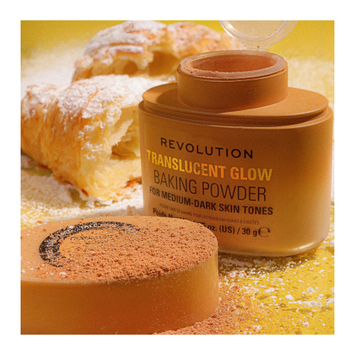 Makeup Revolution - Loose powder for baking Translucent Glow - Fair to Light