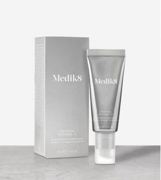 Medik8 - *Crystal Retinal* - Anti-aging night face serum with Retinal and Vitamin A medium strength Crystal Retinal 3