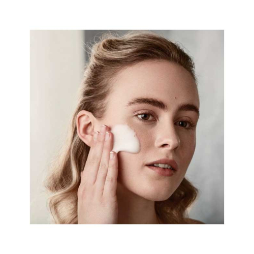 Medik8 - Cleansing foam with AHA/BHA Clarifying Foam - Skin with imperfections