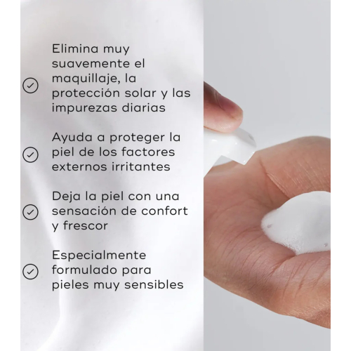 Medik8 - Hydrating Cleansing Foam with Rosemary Gentle Cleanse