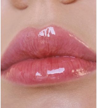 Moira - Glow Getter Hydrating Lip Oil - 008: Juicy Red