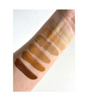 Nyx Professional Makeup - Blurring Foundation Bare With Me Blur Skin Tint - 05: Vainilla