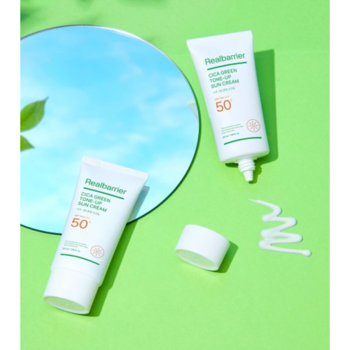 Real Barrier - Sunscreen with Centella Asiatica CICA Green Tone-Up SPF 50 PA++++ - Sensitive and reddened skin