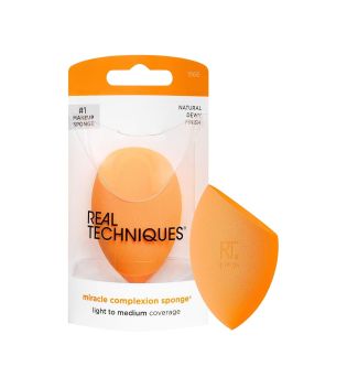 Real Techniques -  Miracle Complexion sponge by Sam&Nic
