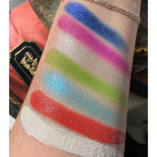 Revolution - *Alice in Wonderland* - Mad Hatter Face Palette
