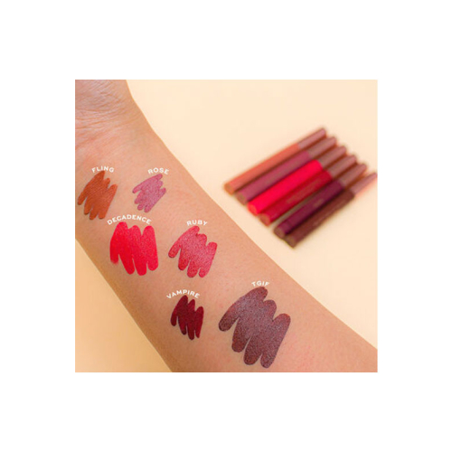 Revolution - Velvet Kiss Lip Crayon Lipstick - Decadence