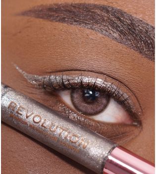 Revolution - Liquid Eyeliner Super Flick - Silver