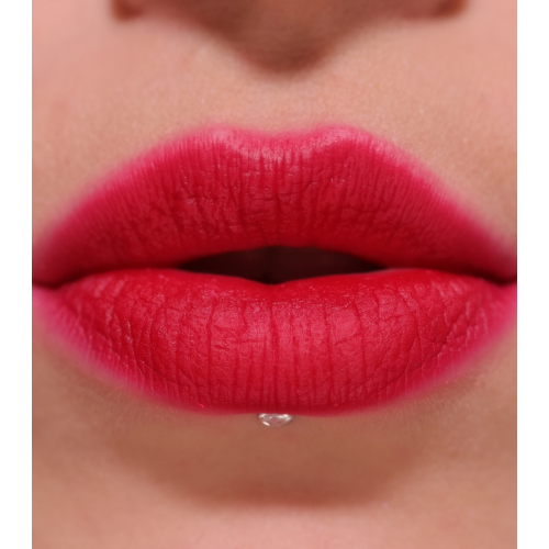Revolution - Matte Liquid Lipstick Air Blur - Fiery