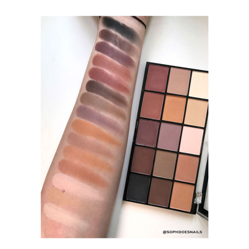 Revolution - Reloaded Eyeshadow Palette - Basic Mattes