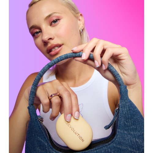 Revolution - Compact Powder Powder Pops Instant Blur - Banana Light