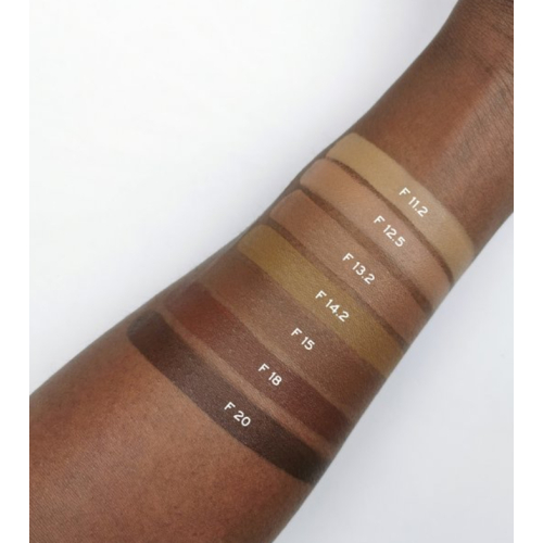 Revolution Relove - Super Serum Foundation - F18