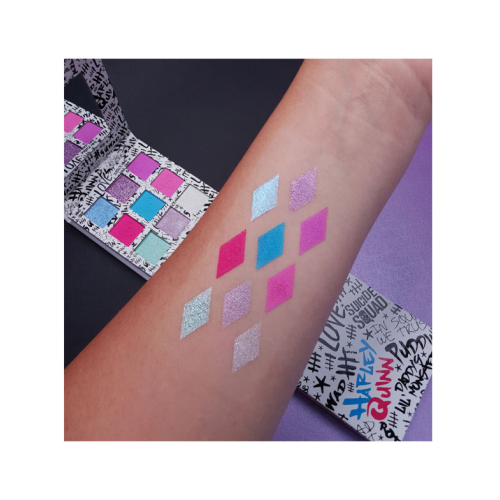 Revolution - *Revolution X DC Harley Quinn* - Shadow Palette - Daddy’s Little Monster