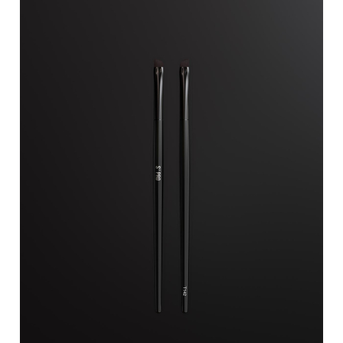 S17PRO - *Technique* - Small Beveled Brush - T142