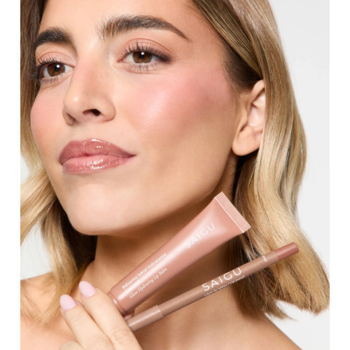 Saigu Cosmetics - Moisturizing lip balm with shine effect - Caramel