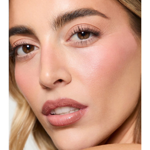 Saigu Cosmetics - Moisturizing lip balm with shine effect - Caramel