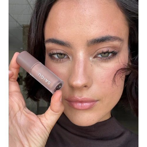 Saigu Cosmetics - *Golden Plum* - Liquid eyeshadow One Touch - Ash
