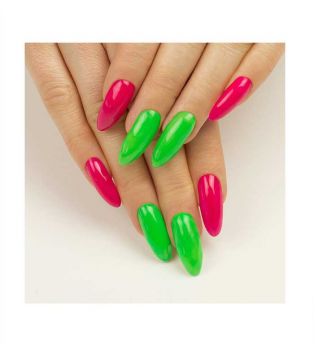 Semilac - Semi-permanent nail polish - 041: Caribbean Green