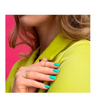 Semilac - Semi-permanent nail polish - 439: Strong Turquoise