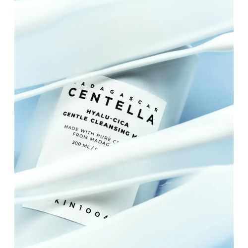 SKIN1004 - *Hyalu-Cica* - Hydrating Cleansing Milk