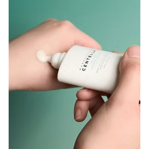 SKIN1004. - *Tea-Trica* - Facial sunscreen SPF50+ PA++++ - 50ml