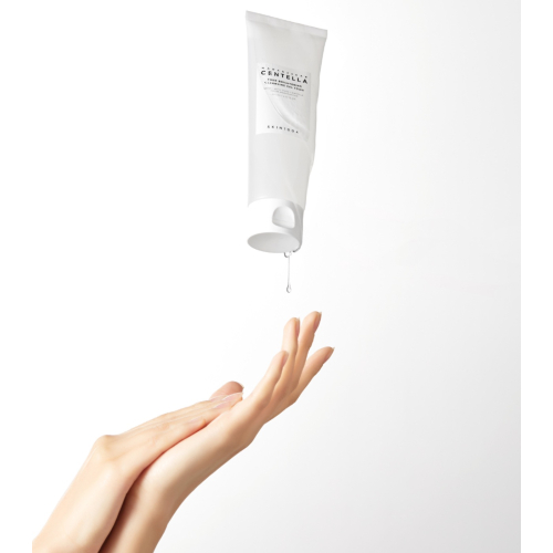 SKIN1004 - *Tone Brightening* - Cleansing foam with Centella Asiatica from Madagascar