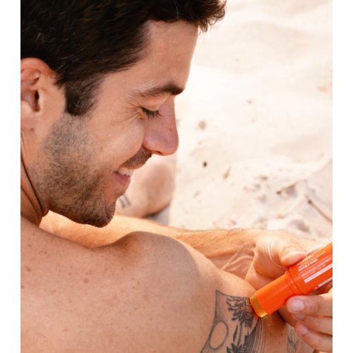 SVR - *Sun Secure* - Facial sunscreen stick SPF50+ Easy Stick