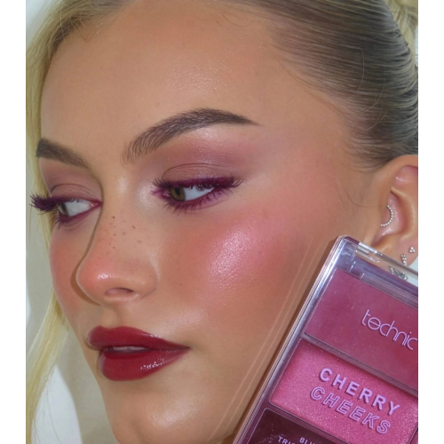 Technic Cosmetics - *Cherry Chocolate* - Blush palette Cherry Cheeks