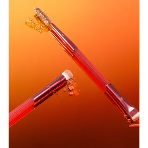 Real techniques - *Solar Power* - Smolder Eye and Brow Brush Duo