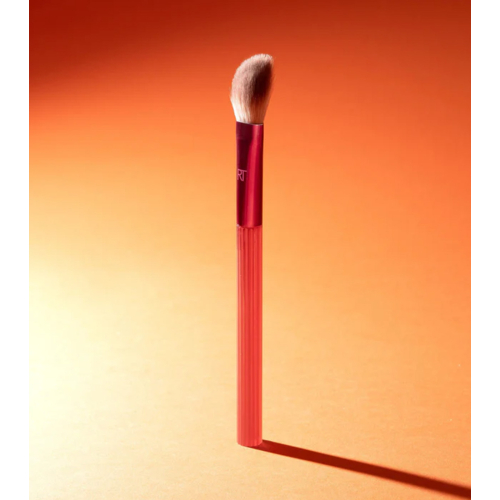 Real Techniques - *Solar Power* - Light Lift Concealer Brush