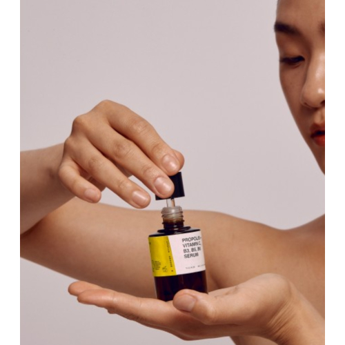 Toun 28 - Revitalizing serum Propolis Serum