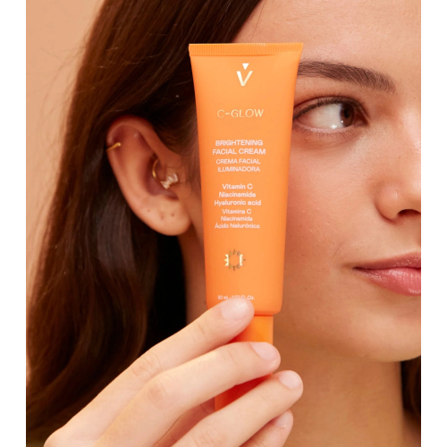 Valquer - *Skin Essentials* - Brightening face cream C-Glow