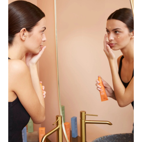 Valquer - *Skin Essentials* - Brightening face cream C-Glow