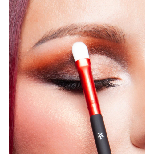 Xtra Pro MakeUp - Precision Brush - X204: Cut & Clean