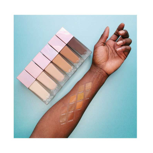 XX Revolution - Glow Skin Fauxxdation Foundation - FX18